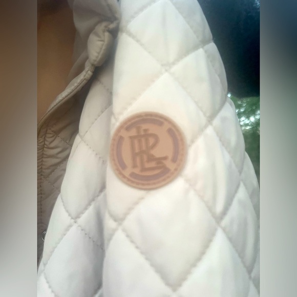 Ralph Lauren cream colored diamond stitched winter coat - Picture 2 of 3